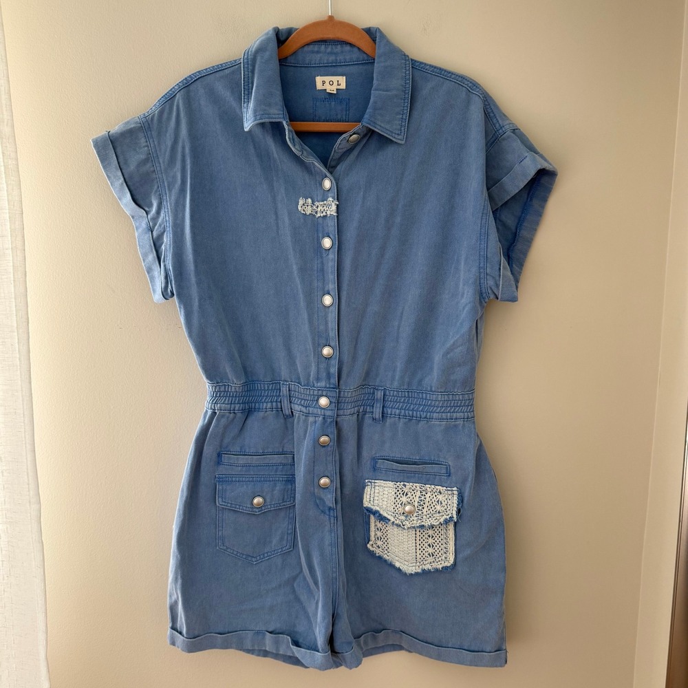 POL Denim Romper Light Wash Lace Crochet‎ Detail Short Sleeve FWP122 Blue Medium